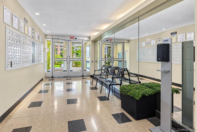 4 Fordham Hill Oval 12G, Bronx, NY 10468
