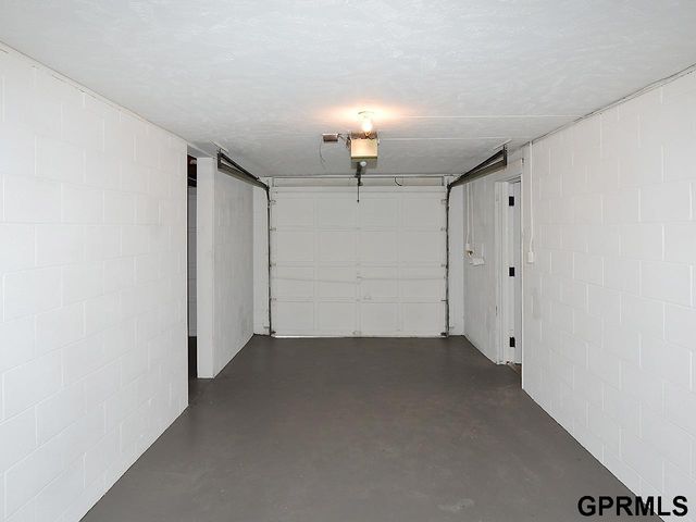 3717 Groves Road, Bellevue, NE 68147