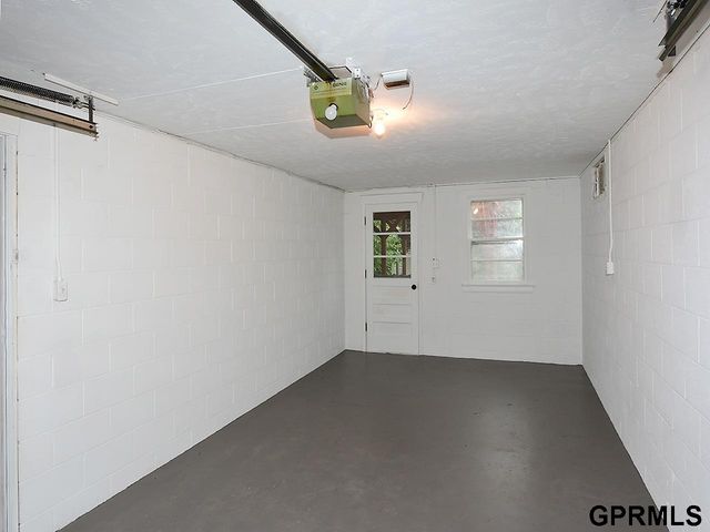 3717 Groves Road, Bellevue, NE 68147