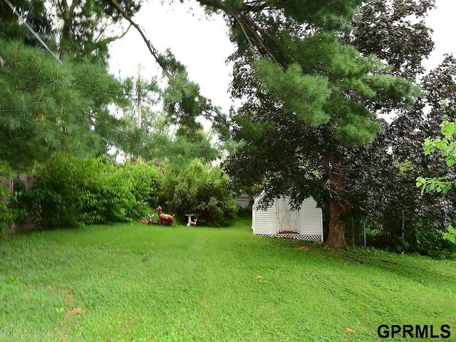 3717 Groves Road, Bellevue, NE 68147