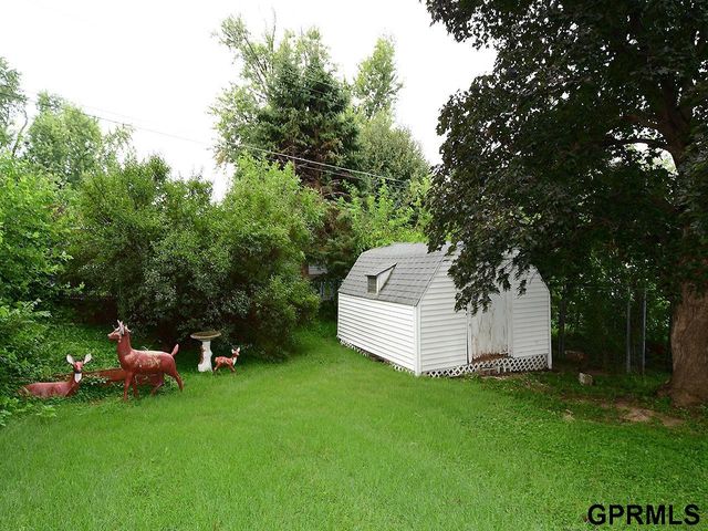 3717 Groves Road, Bellevue, NE 68147