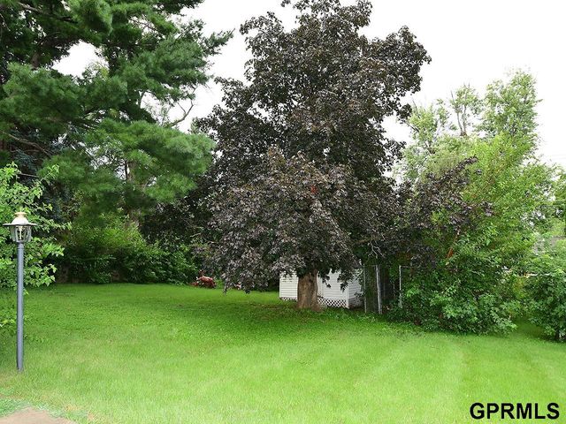 3717 Groves Road, Bellevue, NE 68147