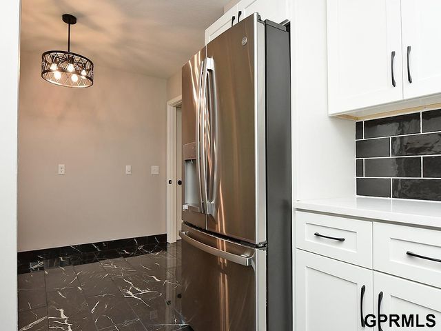 3717 Groves Road, Bellevue, NE 68147