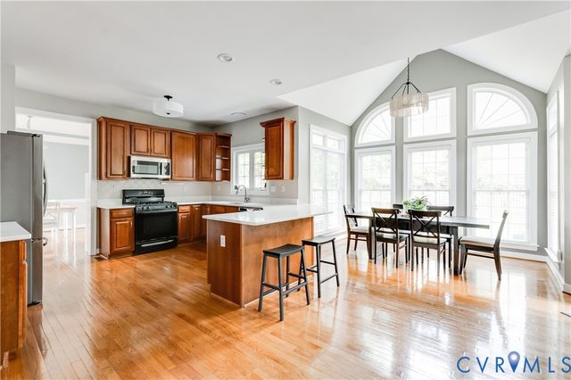13619 Grove Pond Dr, Midlothian, VA 23114