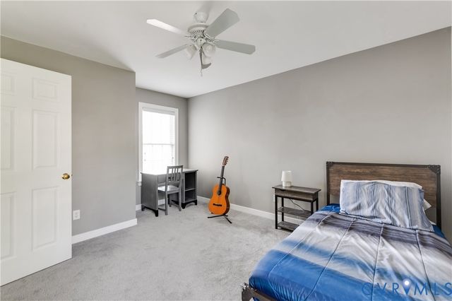 13619 Grove Pond Dr, Midlothian, VA 23114