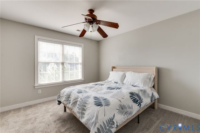 13619 Grove Pond Dr, Midlothian, VA 23114