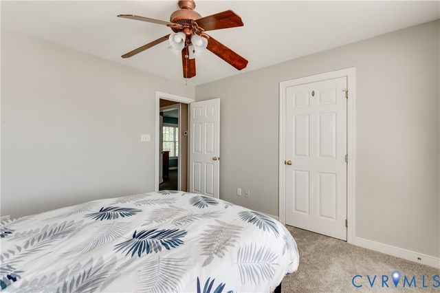13619 Grove Pond Dr, Midlothian, VA 23114