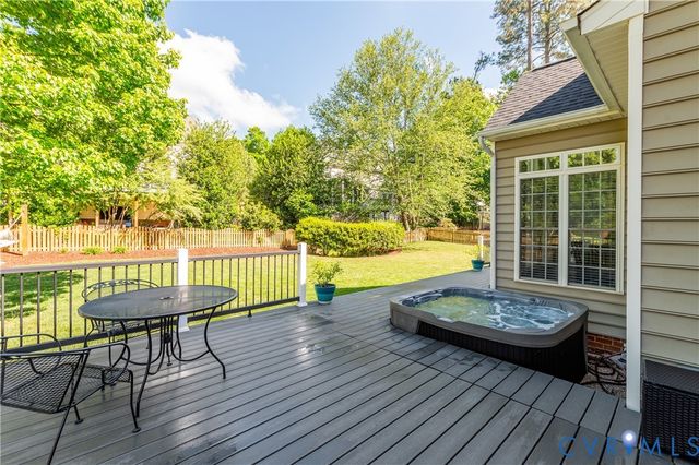 13619 Grove Pond Dr, Midlothian, VA 23114