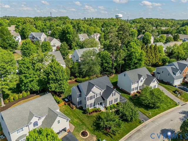 13619 Grove Pond Dr, Midlothian, VA 23114