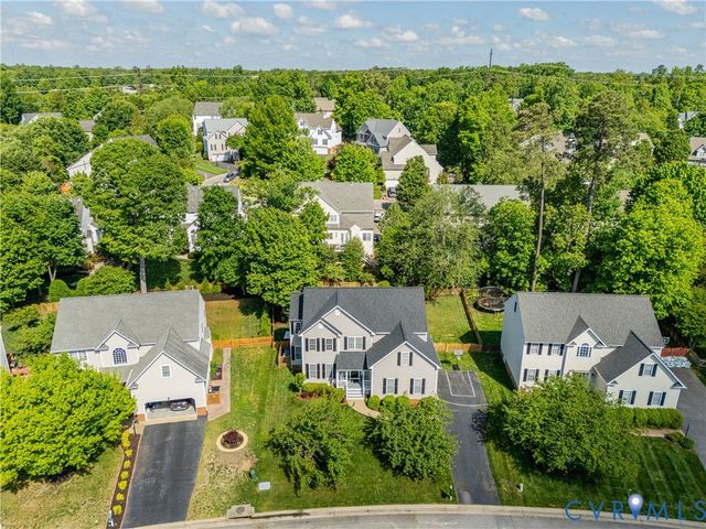 13619 Grove Pond Dr, Midlothian, VA 23114