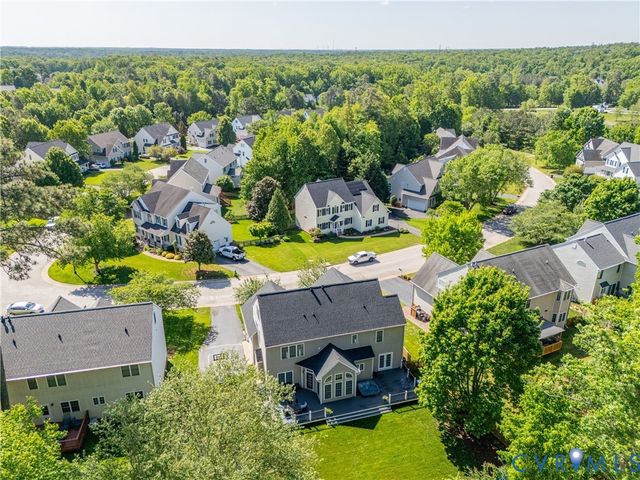 13619 Grove Pond Dr, Midlothian, VA 23114