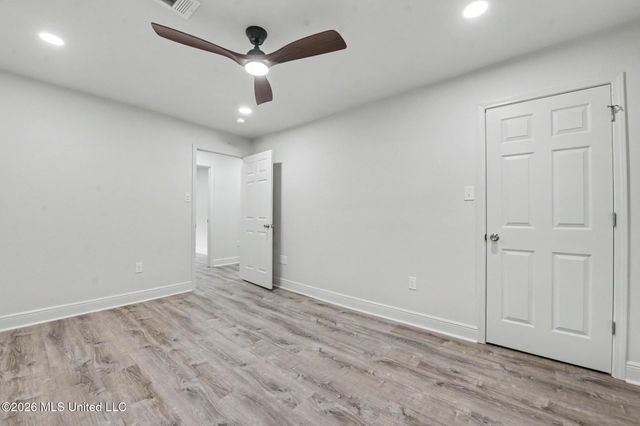 6105 E Desoto Street, Bay Saint Louis, MS 39520