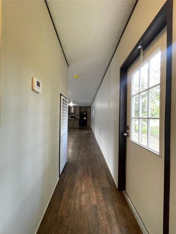 412 Avenue E, Stowell, TX 77661