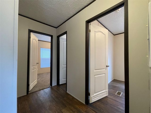 412 Avenue E, Stowell, TX 77661