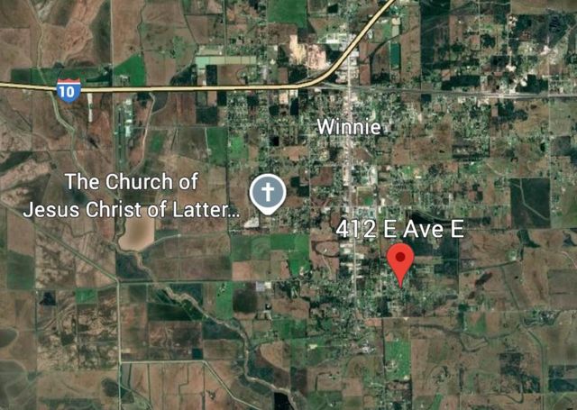 412 Avenue E, Stowell, TX 77661