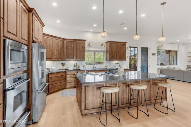 1961 S Diamond D Drive, Tucson, AZ 85713