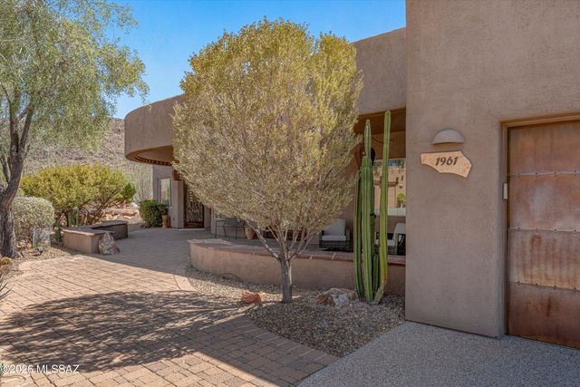 1961 S Diamond D Drive, Tucson, AZ 85713