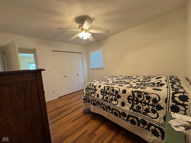 825 Parkview Drive, Rushville, IN 46173