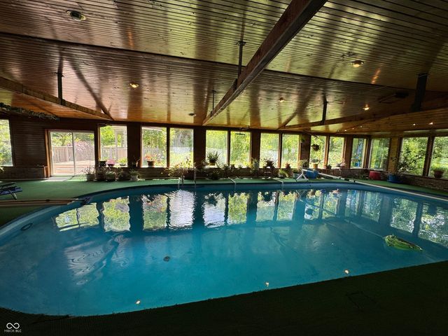 825 Parkview Drive, Rushville, IN 46173