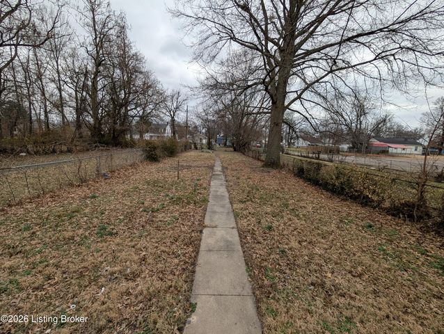 3322 W Kentucky St, Louisville, KY 40211