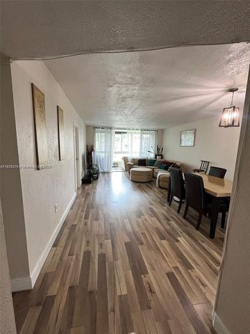 8321 Sands Point Blvd D210, Tamarac, FL 33321