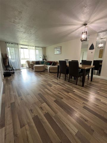 8321 Sands Point Blvd D210, Tamarac, FL 33321