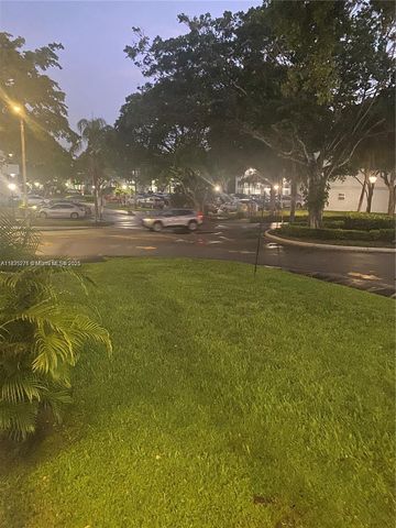 8321 Sands Point Blvd D210, Tamarac, FL 33321