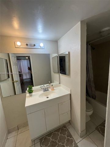 8321 Sands Point Blvd D210, Tamarac, FL 33321