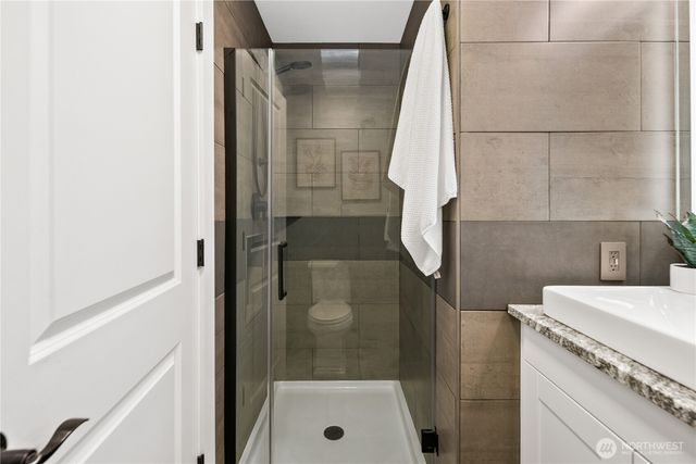 8702 63rd Avenue E, Puyallup, WA 98371