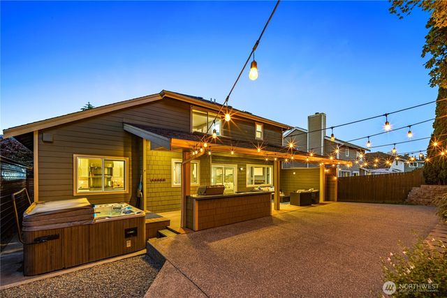 8702 63rd Avenue E, Puyallup, WA 98371