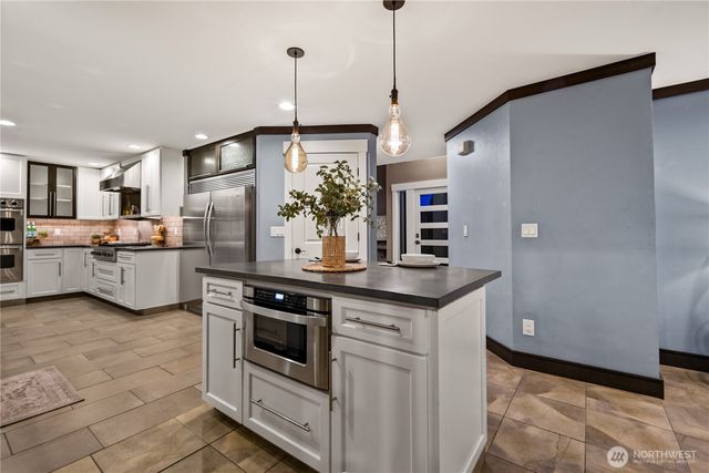 8702 63rd Avenue E, Puyallup, WA 98371