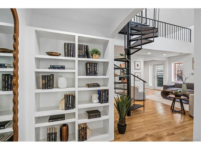 830 S Ogden St, Denver, CO 80209
