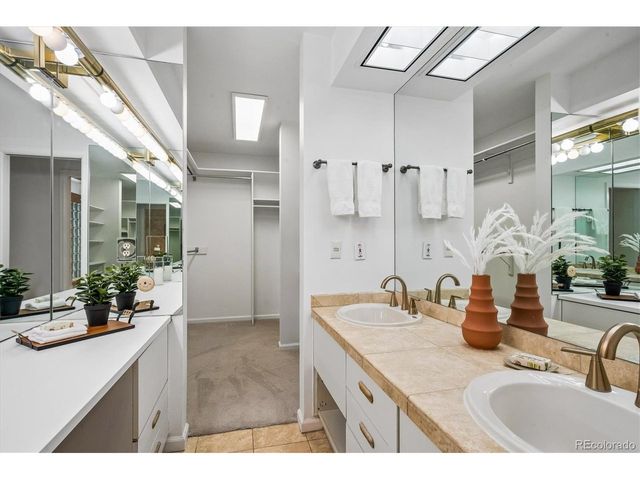 830 S Ogden St, Denver, CO 80209