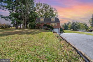 6401 LINGLESTOWN RD, Harrisburg, PA 17112