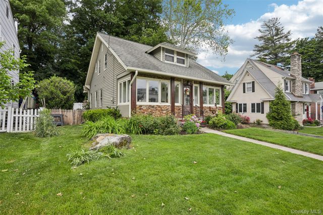 75 Chestnut Avenue, Pelham, NY 10803