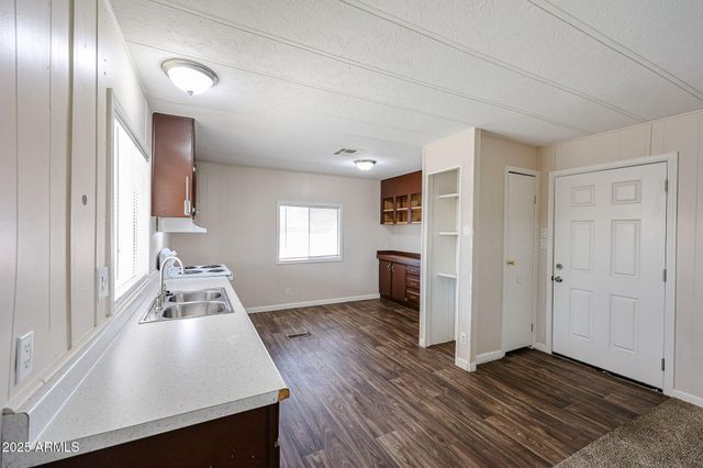 8301 N 103rd Avenue 53, Peoria, AZ 85345