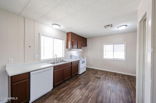 8301 N 103rd Avenue 53, Peoria, AZ 85345