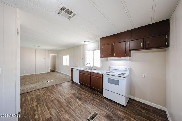 8301 N 103rd Avenue 53, Peoria, AZ 85345