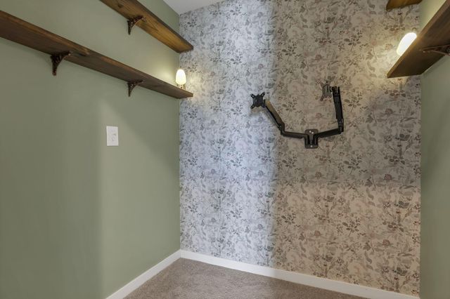 132 Mayfield Drive, Granville, OH 43023