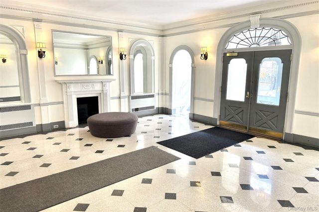 7915 35th Avenue 1E, Jackson Heights, NY 11372