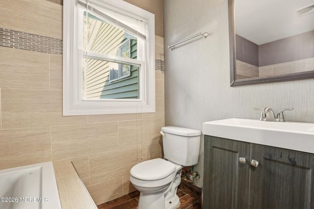 1517 Seventh Avenue, Toms River, NJ 08757