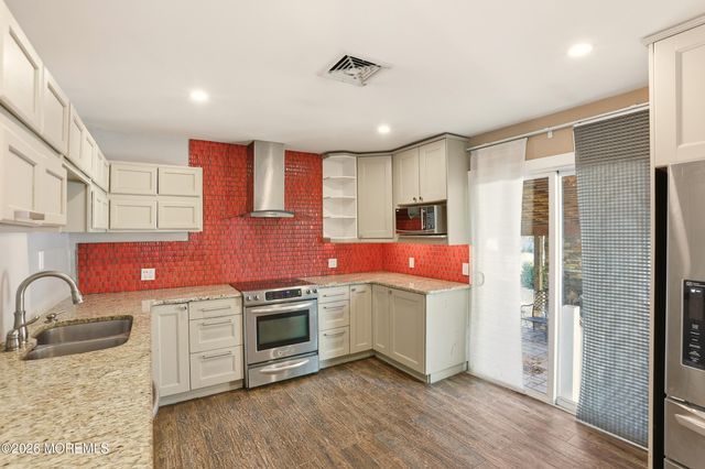 1517 Seventh Avenue, Toms River, NJ 08757