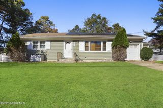 1517 Seventh Avenue, Toms River, NJ 08757