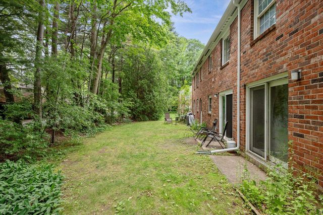 425 Dorset St Unit 19, South Burlington, VT 05403