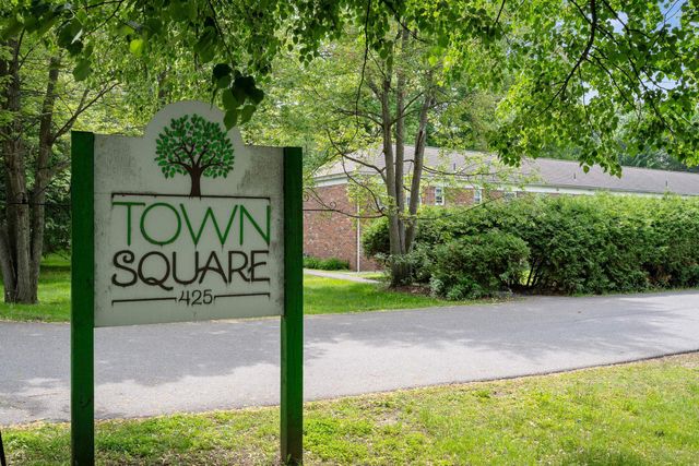 425 Dorset St Unit 19, South Burlington, VT 05403