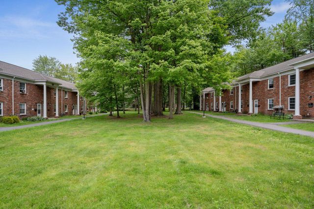 425 Dorset St Unit 19, South Burlington, VT 05403