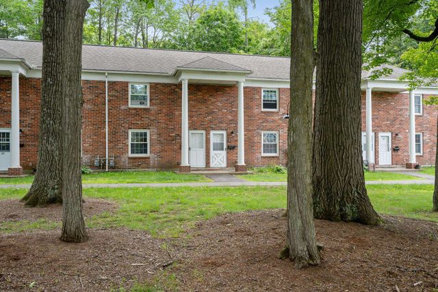 425 Dorset St Unit 19, South Burlington, VT 05403