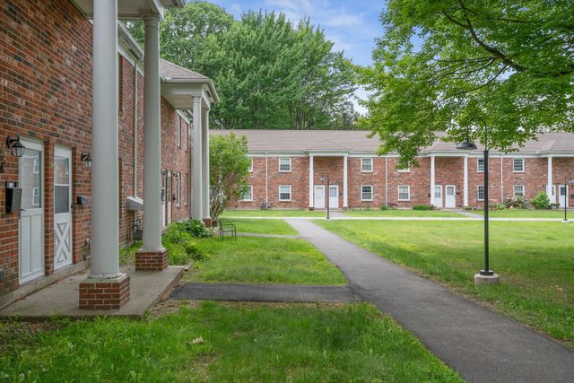 425 Dorset St Unit 19, South Burlington, VT 05403