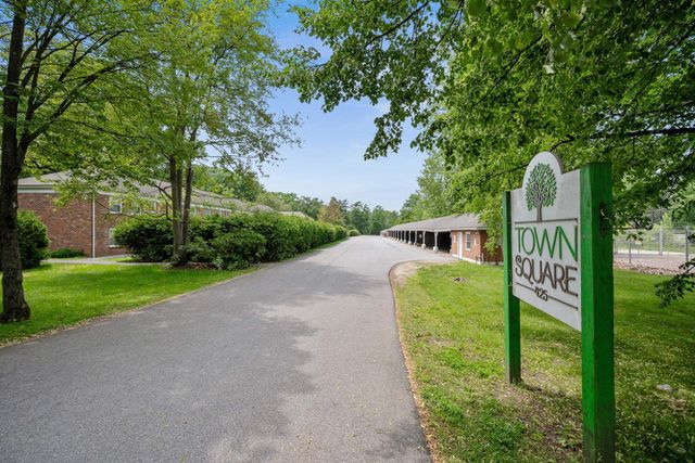 425 Dorset St Unit 19, South Burlington, VT 05403