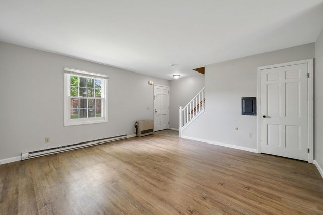 425 Dorset St Unit 19, South Burlington, VT 05403